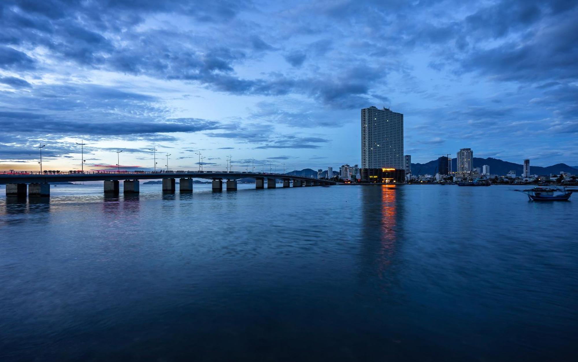 Muong Thanh Premium Apartments Nha Trang Luaran gambar